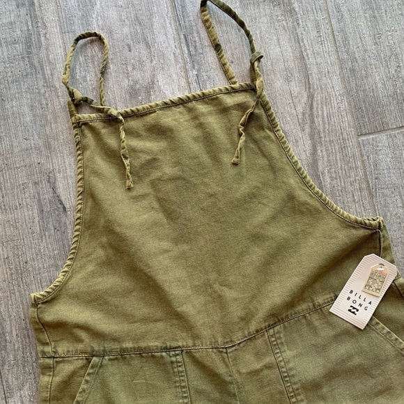 π₯π₯BILLABONG - SALT PLAYSUITπ₯π₯ - Picture 8 of 8